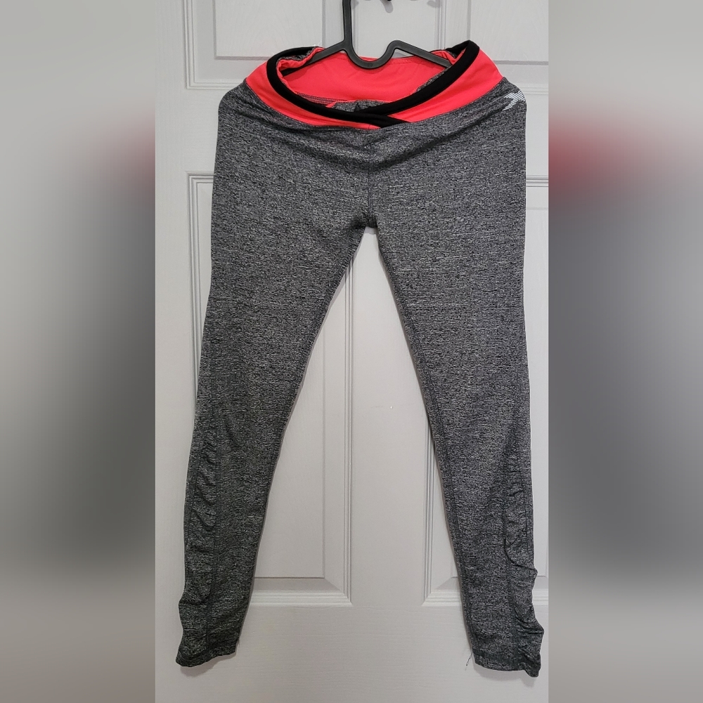 Grey leggings